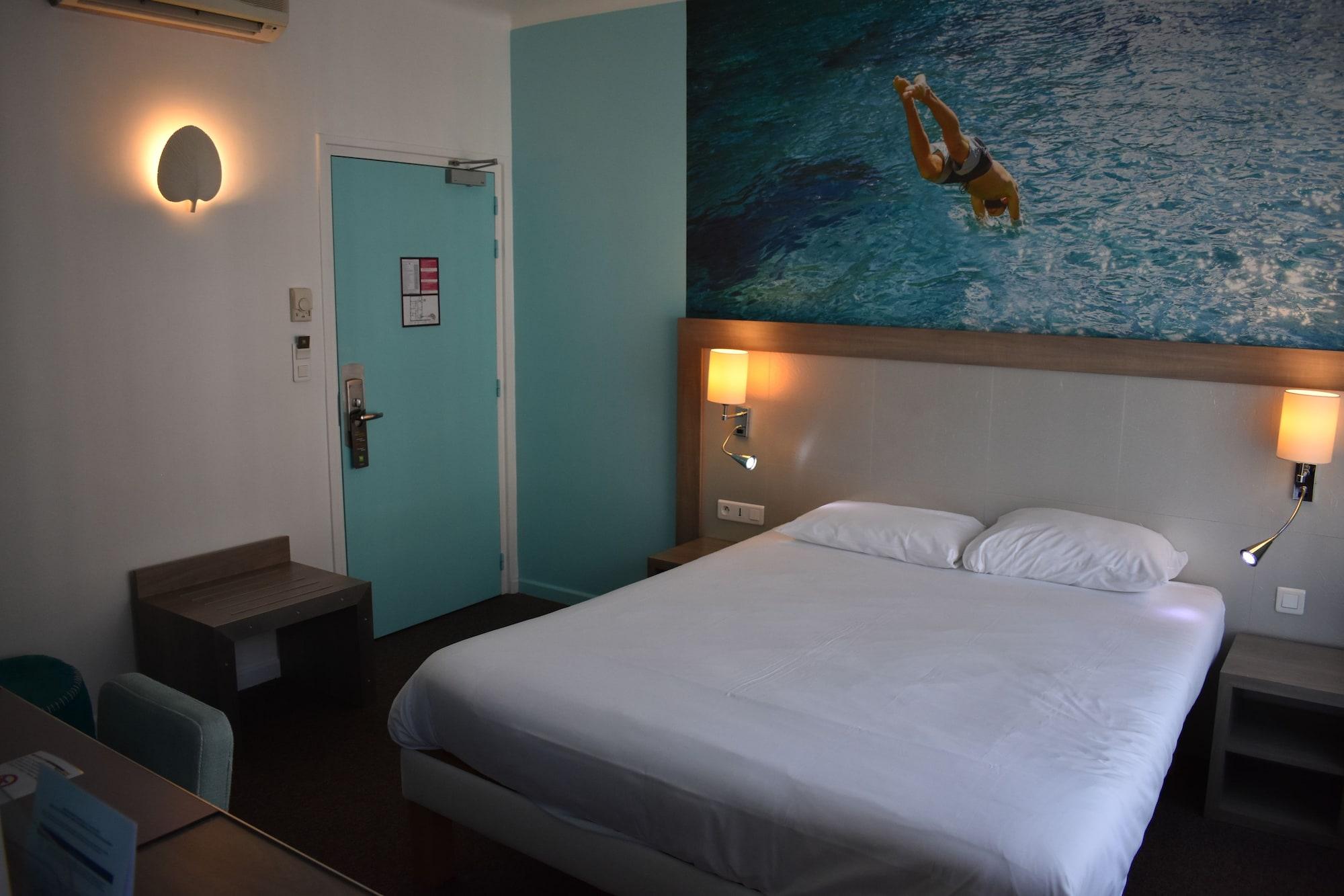 Ibis Styles Calais Centre Hotel Exterior photo