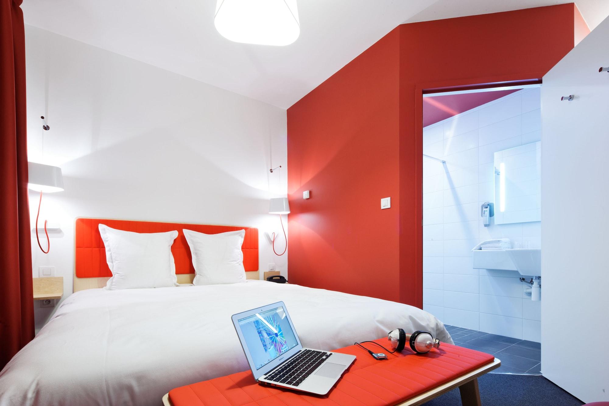 Ibis Styles Calais Centre Hotel Exterior photo