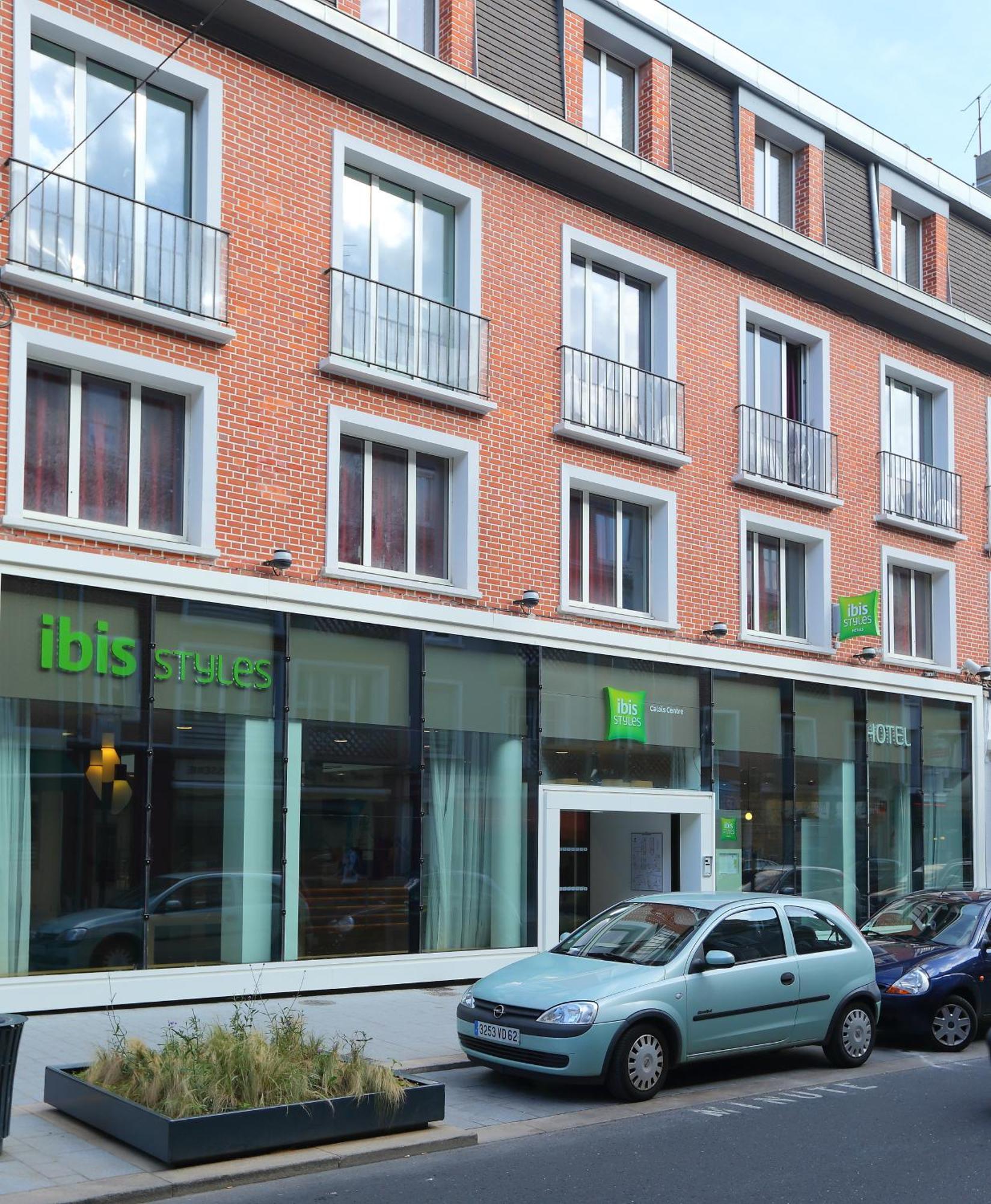 Ibis Styles Calais Centre Hotel Exterior photo