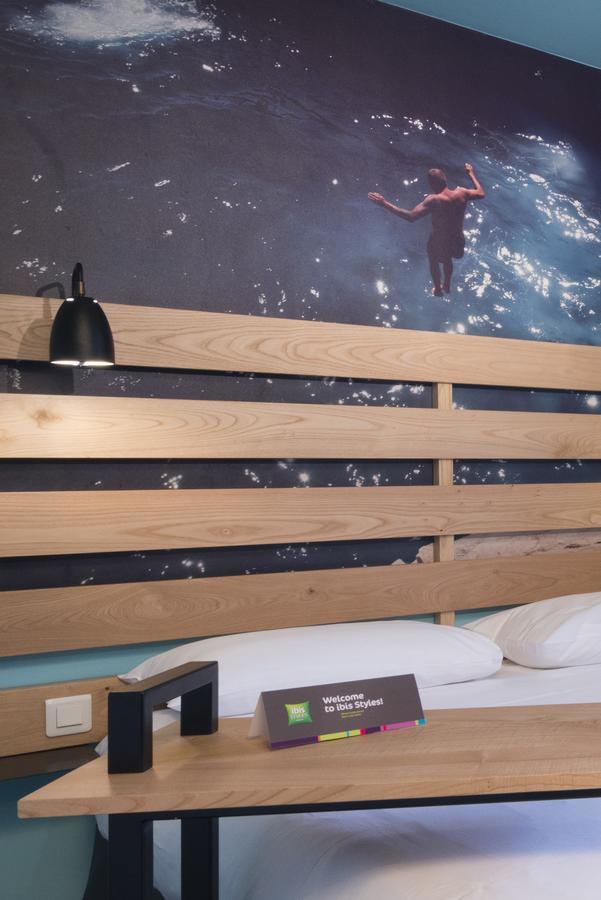 Ibis Styles Calais Centre Hotel Exterior photo