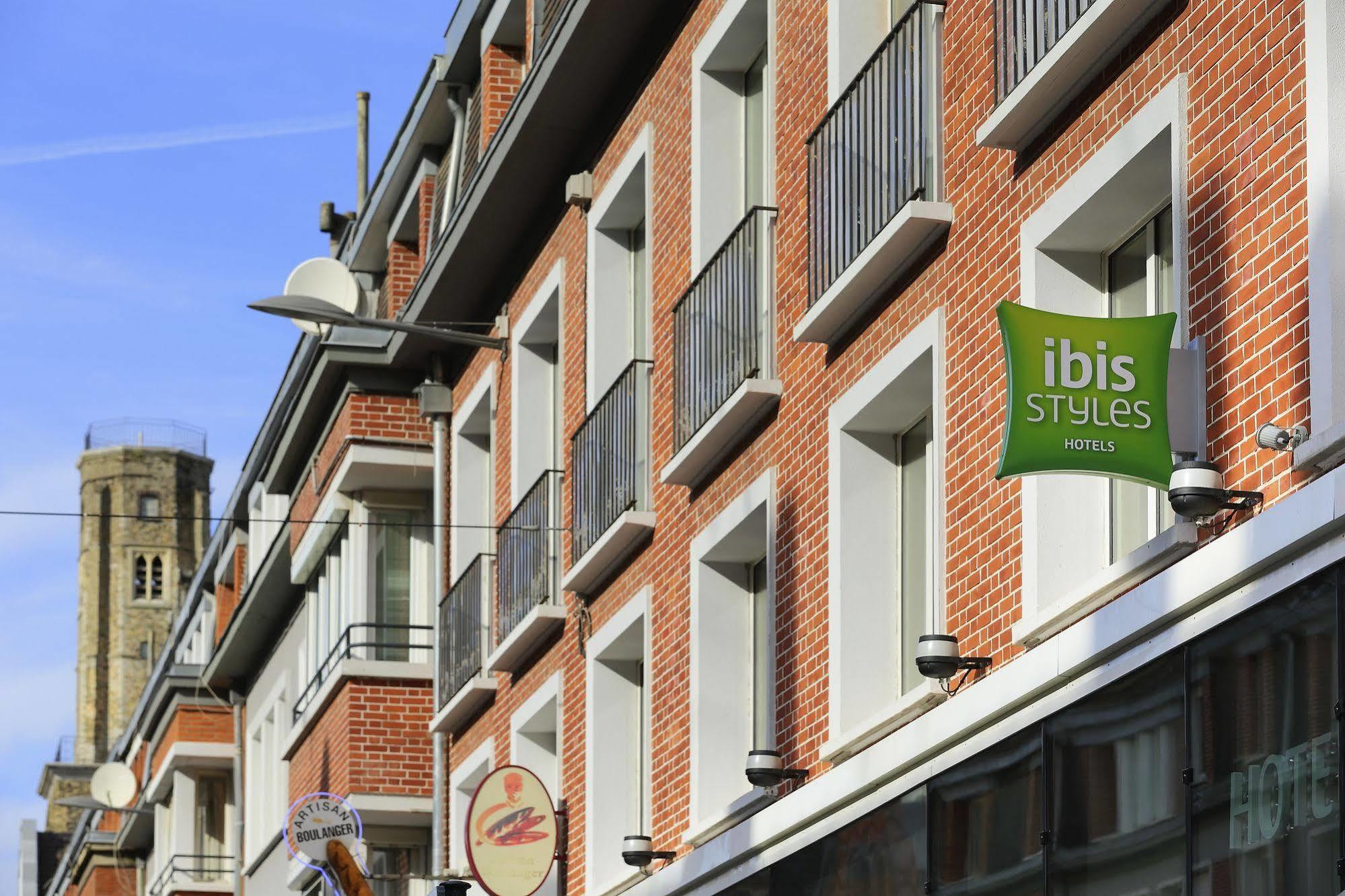 Ibis Styles Calais Centre Hotel Exterior photo